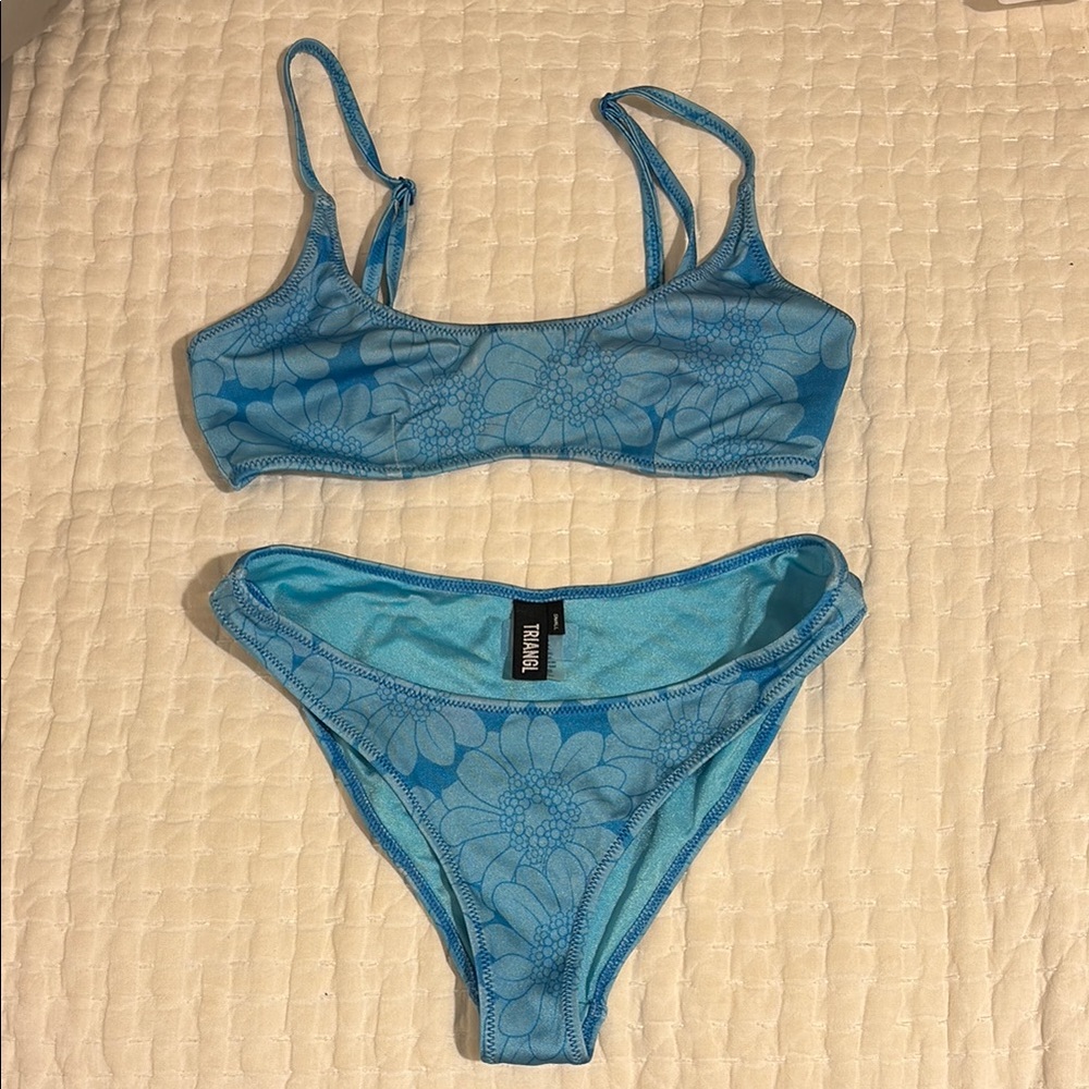 Blue Floral Triangl Bikini